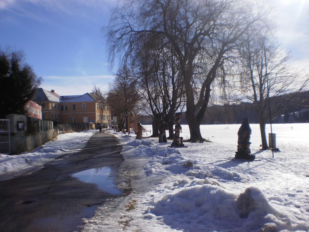 Apartmány Eva Frymburk Esterno foto