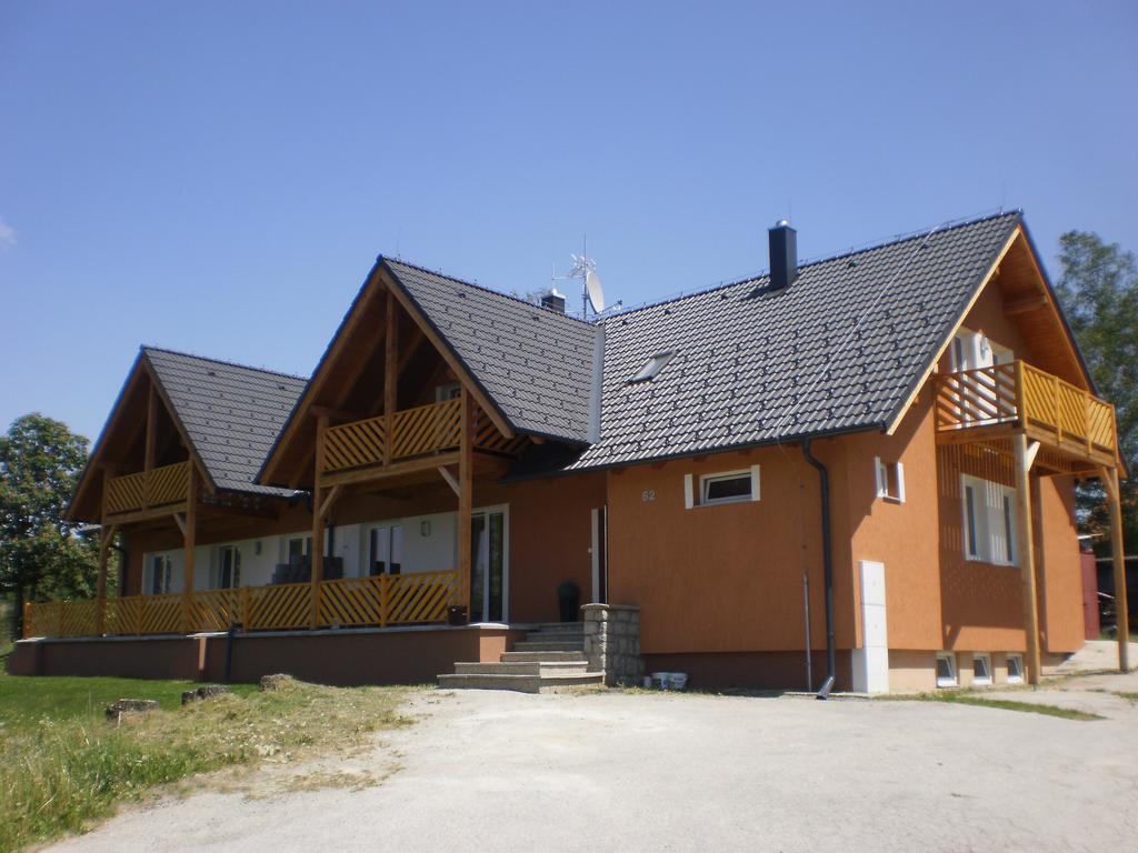 Apartmány Eva Frymburk Esterno foto
